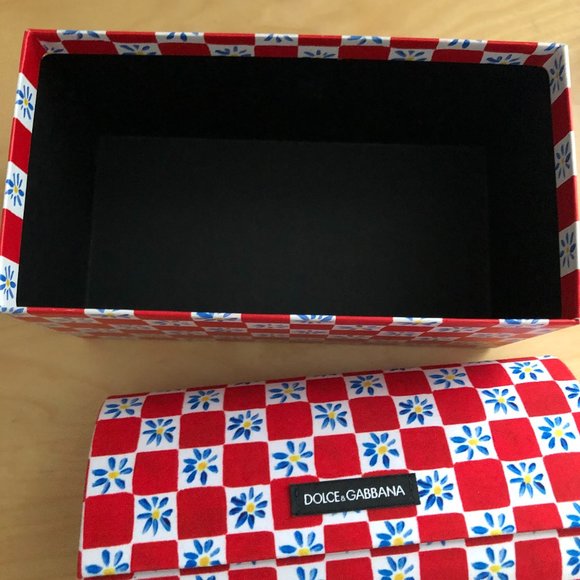 Dolce & Gabbana Red and White Glasses Case - Picture 2 of 7
